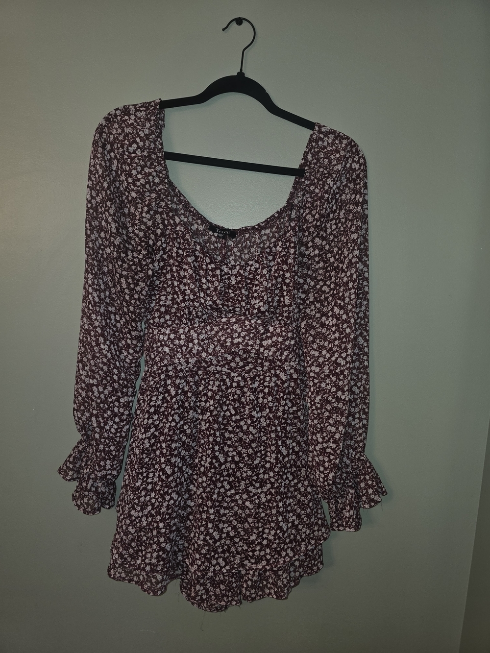 Trixxi Burgundy Floral Long Sleeve Mini Dress